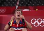 Rửa hận Chen Long, Viktor Axelsen giành HCV lịch sử ở Olympic