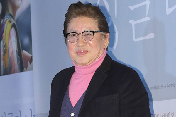 Diễn viên Hàn 76 tuổi xin lỗi vì ép tình trẻ phá thai