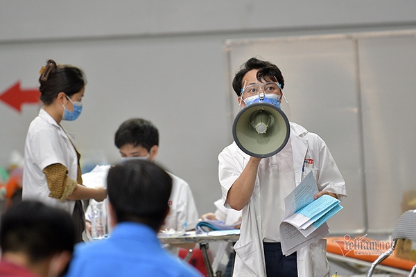 Hà Nội yêu cầu siết chặt quản lý đi lại, dập tắt nhanh nhất các ổ dịch mới