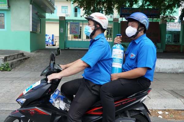 Inventor of rice ATM launches 'oxygen ATMs' to help Covid-19 patients in Saigon