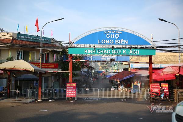 Phong tỏa, tạm ngừng kinh doanh chợ Long Biên vì có thêm ca Covid-19