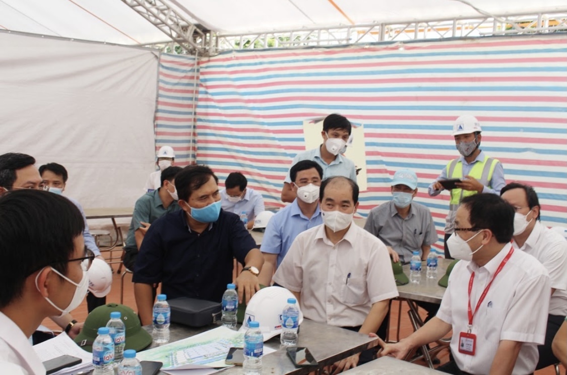 Bộ Xây dựng: Hà Nội cần dự kiến số lượng bệnh viện dã chiến được thiết lập