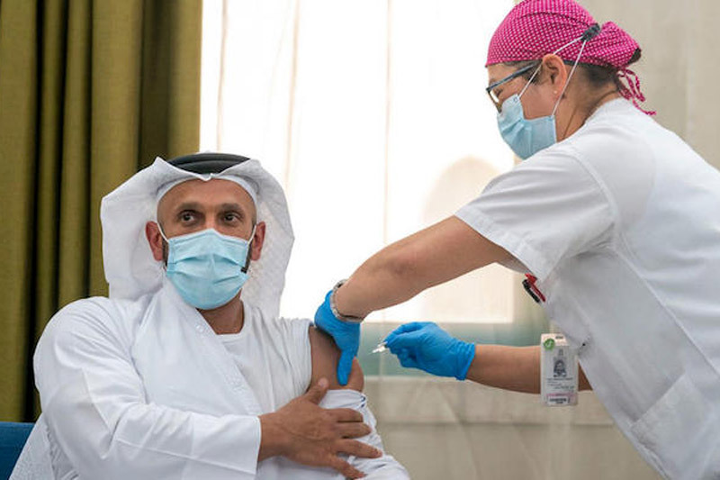 Chiến dịch tiêm chủng thần tốc bằng vắc xin Sinopharm của UAE
