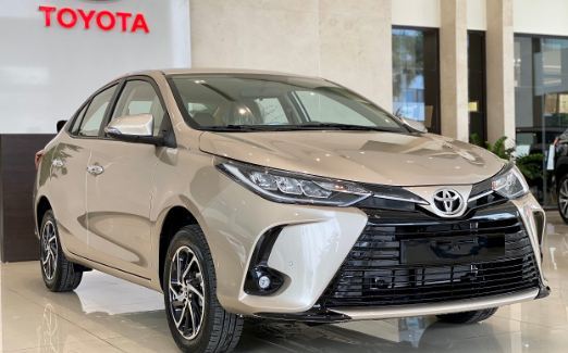 xe-o-to-toyota-vios-giam-50%le-phi-truoc-ba-trong-thang-8