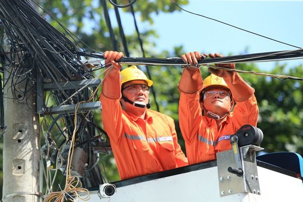 Sử dụng điện theo nguyên tắc 4 đúng: “Đúng lúc, đúng chỗ, đúng cách và đúng nhu cầu”