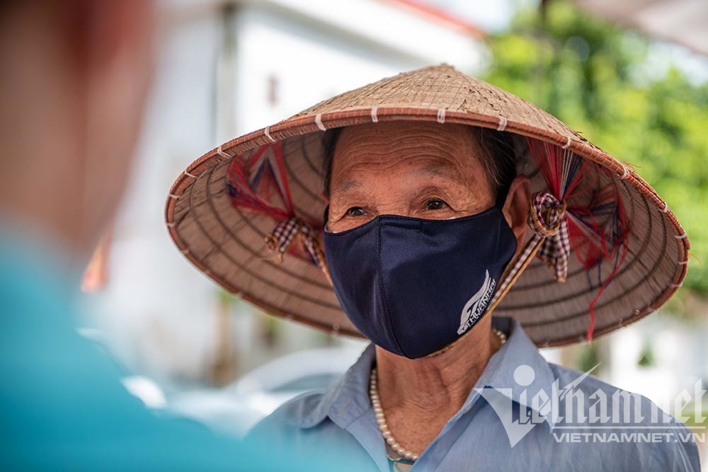 Nghìn suất quà đến tay người dân chịu ảnh hưởng bởi dịch Covid-19 ở Hà Nội