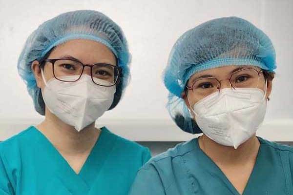 Hai bà mẹ xung phong vào tuyến đầu chống Covid-19, hẹn ngày hết dịch mới về