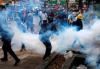 Đụng độ giữa người biểu tình và cảnh sát Thái Lan