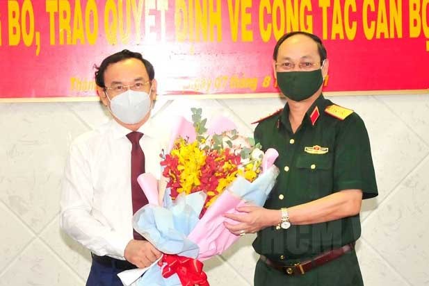 Tư lệnh Bộ Tư lệnh TP.HCM Nguyễn Văn Nam được thăng quân hàm trung tướng