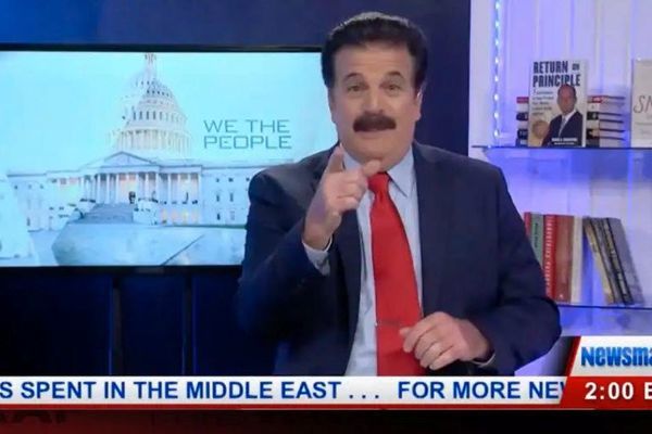 Cựu phát thanh viên Mỹ trả giá bằng tính mạng vì phản đối vắc xin Covid-19