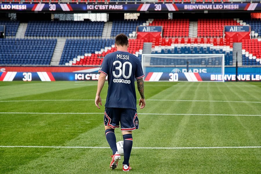 Khi nào Messi đá trận ra mắt PSG?
