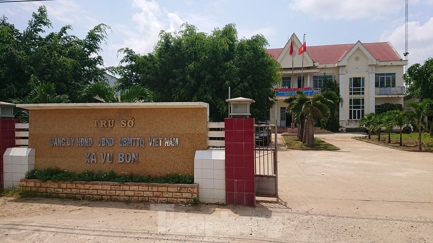 Để xảy ra chùm ca bệnh từ tiệc sinh nhật, chủ tịch xã ở Đắk Lắk bị tạm đình chỉ