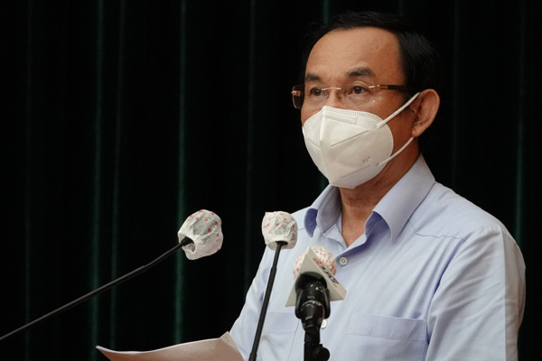 Bí thư TP.HCM: Thực hiện đồng bộ điều trị, chăm lo F0 gắn với hạn chế số ca tử vong