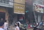 Video: 2 bé gái thoát chết gang tấc vụ cháy cửa hàng gas ở Sa Pa