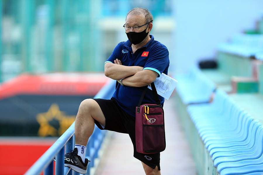 Tuyển Việt Nam: Khi thầy Park phải... khó nghĩ với các thủ môn