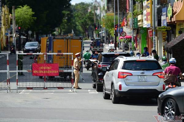 Phó Bí thư Phan Văn Mãi: TP.HCM sẽ tiếp tục giãn cách xã hội theo Chỉ thị 16
