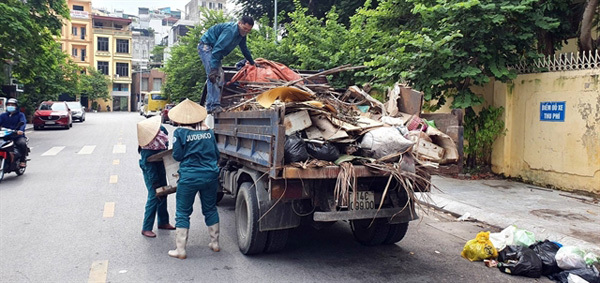 Quang Ninh to implement solutions for garbage crisis