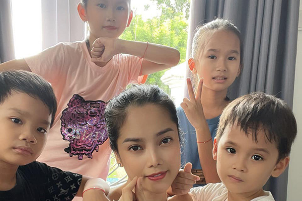 Gia đình á hậu có 7 người mắc Covid-19 ở TP.HCM