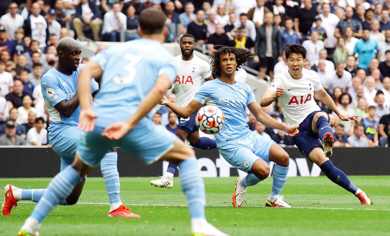 Son Heung-min rực sáng, Tottenham đánh gục Man City