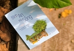 'Bình an mà sống' của Lưu Đình Long: Ngòi bút uyển chuyển chở năng lượng tích cực