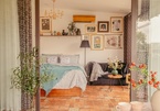 Căn phòng áp mái phủ sắc màu vintage, mở cửa là khoảng trời xanh ngát