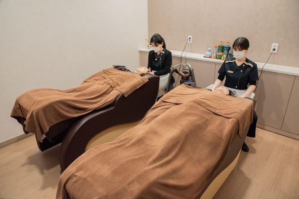 Thư giãn với dịch vụ chăm sóc da đầu ‘chuẩn Hàn’ tại Daegu