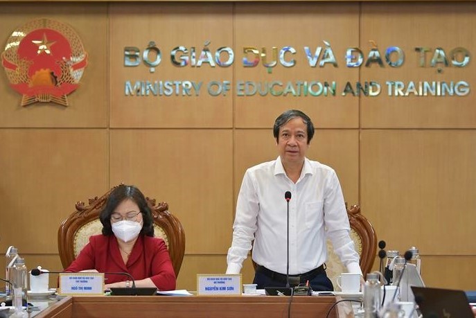 Bộ trưởng GD-ĐT: Phải tìm cách tăng thu nhập cho giáo viên mầm non