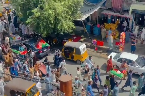 Taliban nổ súng tại Jalalabad, nhiều dân thường thương vong