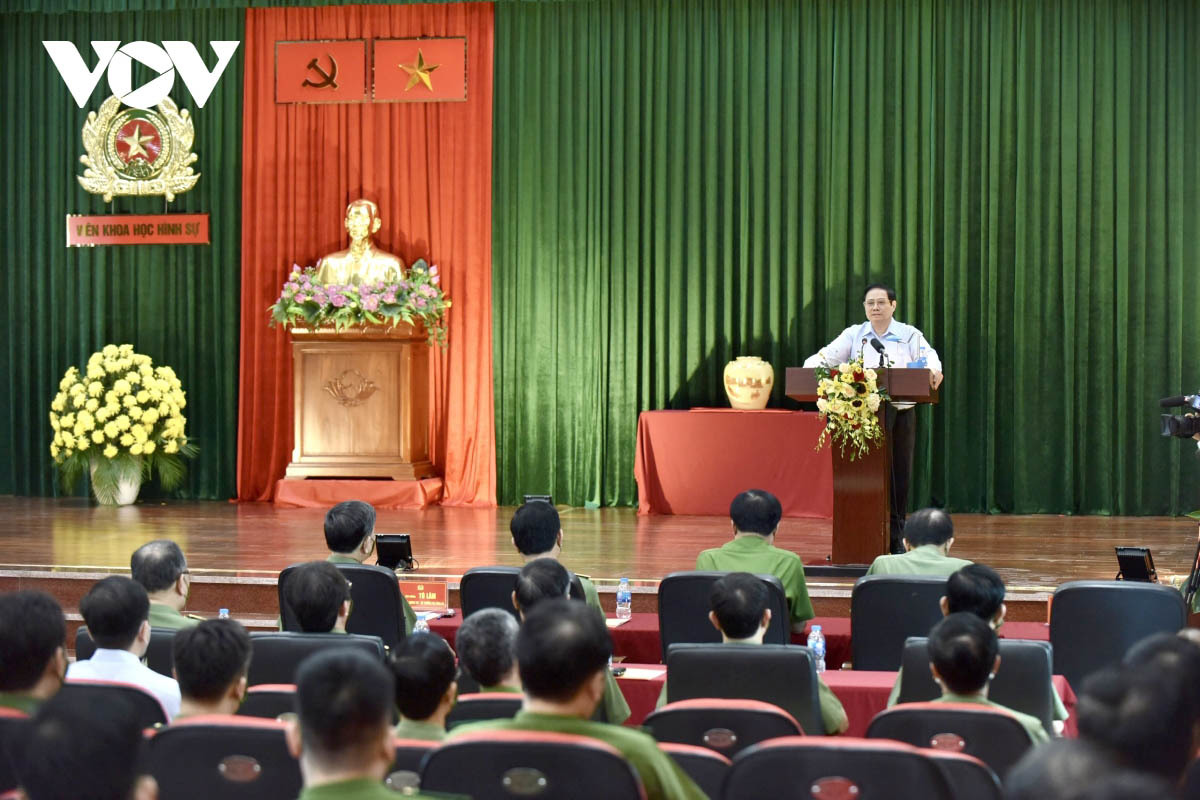 Thủ tướng: Đảng, Nhà nước đánh giá cao đóng góp, hy sinh của lực lượng công an