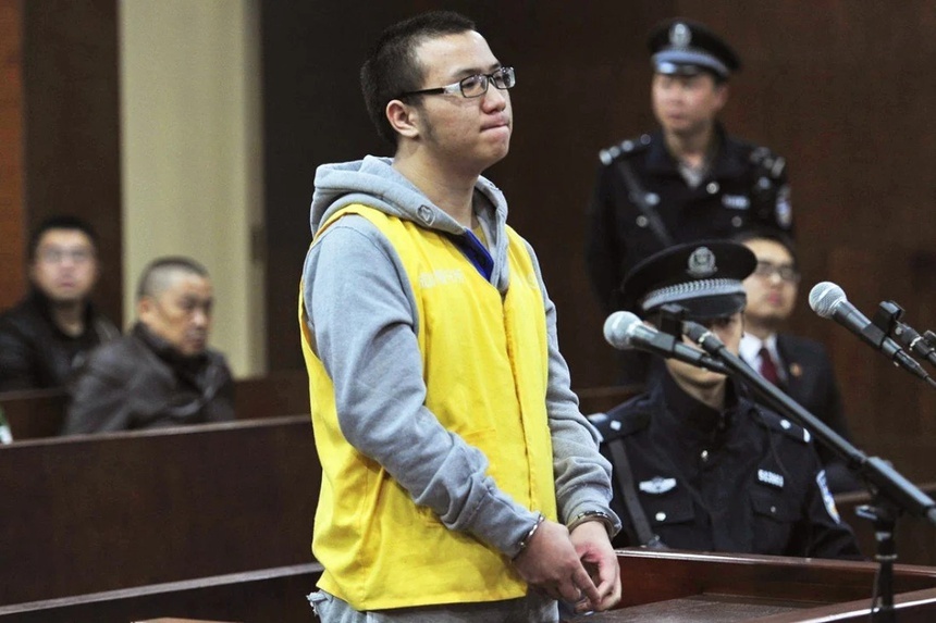 Người hùng trẻ tuổi ở Trung Quốc trở thành tội phạm