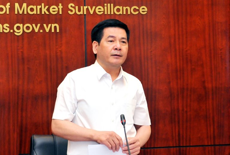 Nhiều cán bộ quản lý thị trường bị khởi tố, Bộ trưởng Công Thương nói gì?