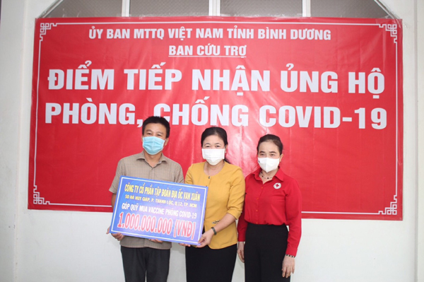 Vạn Xuân Group dành gần 7 tỷ đồng ủng hộ phòng chống dịch