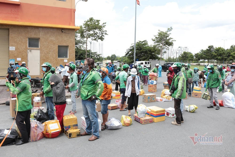 TP.HCM dừng hoạt động shipper tại TP Thủ Đức và 7 quận huyện