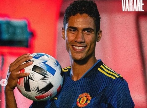 MU gặp may Varane, Chelsea đạt thỏa thuận ký Jules Kounde