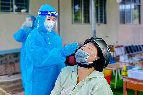 Bức thư cảm động của nữ sinh Cần Thơ trong tâm dịch gửi ba mẹ