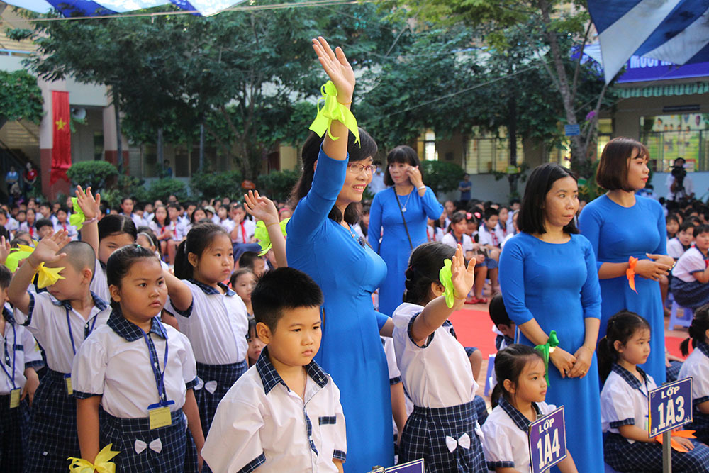 Cần Thơ khai giảng và cho học sinh tựu trường như thế nào?