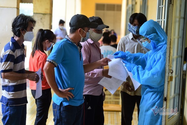 Việt Nam thêm 69.128 ca Covid-19, Hà Nội và Bắc Giang dẫn đầu