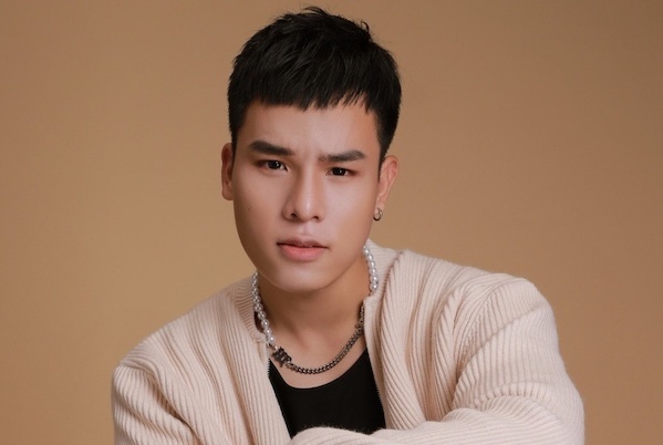 Ca sĩ Trần Duy Đạt bình phục sau khi điều trị Covid-19 tại nhà