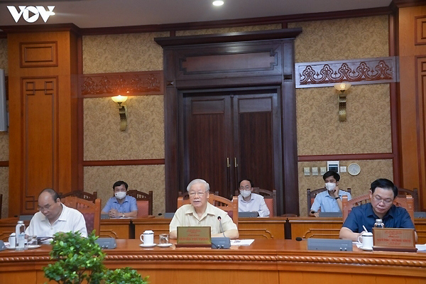 Tổng Bí thư chủ trì cuộc họp lãnh đạo chủ chốt về công tác phòng, chống Covid-19