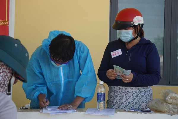 Đà Nẵng mở chợ lưu động bán thịt, cá tươi đến tận khu dân cư