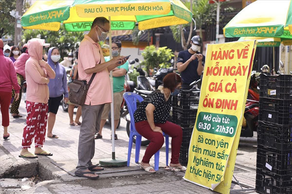 Food retailers doing&nbsp;well but not enough to save the day: CEO