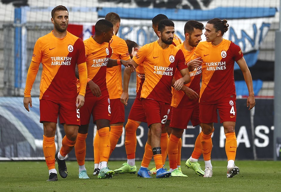 Lịch thi đấu bóng đá hôm nay 26/8: Tìm 10 đội cuối cùng dự Europa League