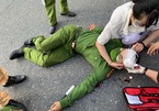 Thanh niên đâm xe làm trọng thương cán bộ chốt kiểm soát  ở Hà Nội