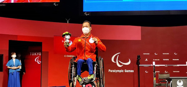 Vietnam secures Paralympic silver in powerlifting