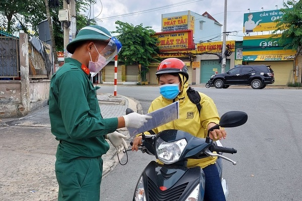 Quân đội điều động 2.000 quân dân hỗ trợ Bình Dương chống dịch