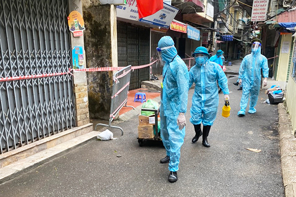 Lập Sở chỉ huy tiền phương tại ổ dịch “nóng” nhất Hà Nội hiện nay