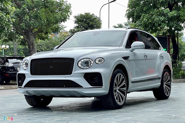 Những mẫu SUV hơn 10 tỷ đồng mới được đưa về Việt Nam