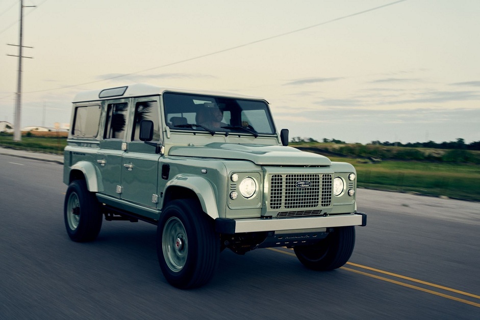 Chiếc Land Rover Defender dáng cổ điển có sức mạnh 650 mã lực