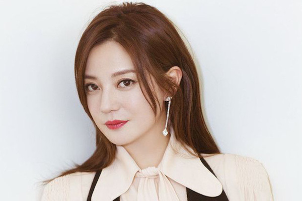 Triệu Vy mất tích bí hiểm giữa làn sóng bị tẩy chay