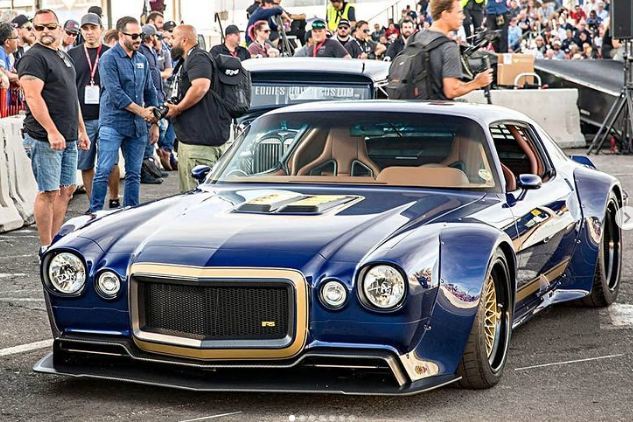 Những chiếc xe cơ bắp cổ điển độ body kit thân rộng cực chất